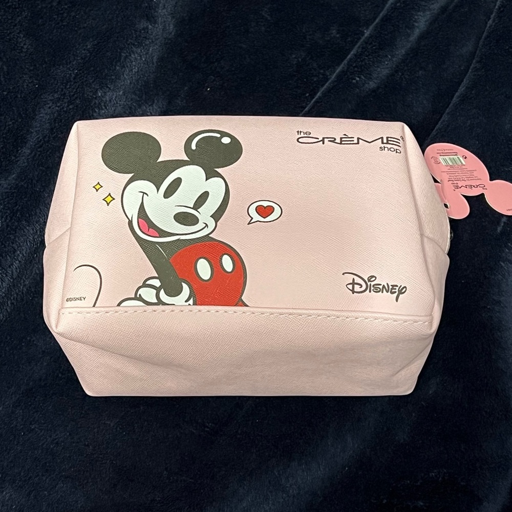 NWT Disney’s The Crème Shop makeup bag.